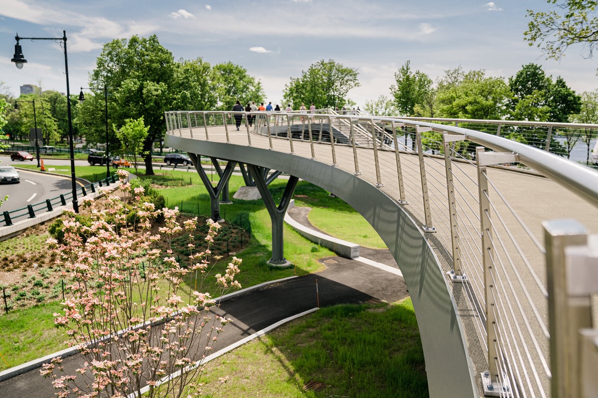 P13-019 - Frances Appleton Pedestrian Bridge - Christopher McIntosh - 2 (HR)-1200x800-5b2df79